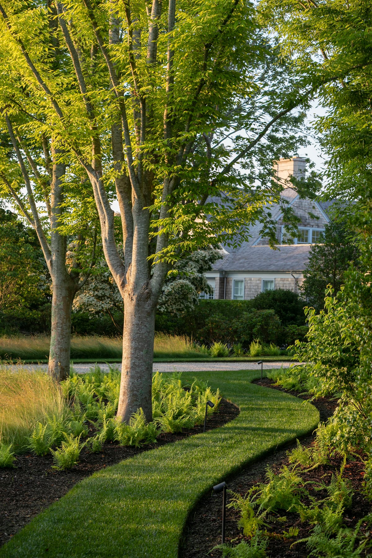 Hamptons landscape portfolio — LDG_2021_Schwartz_drive_008, Hamptons landscape by Peconic Lawn & Tree Care