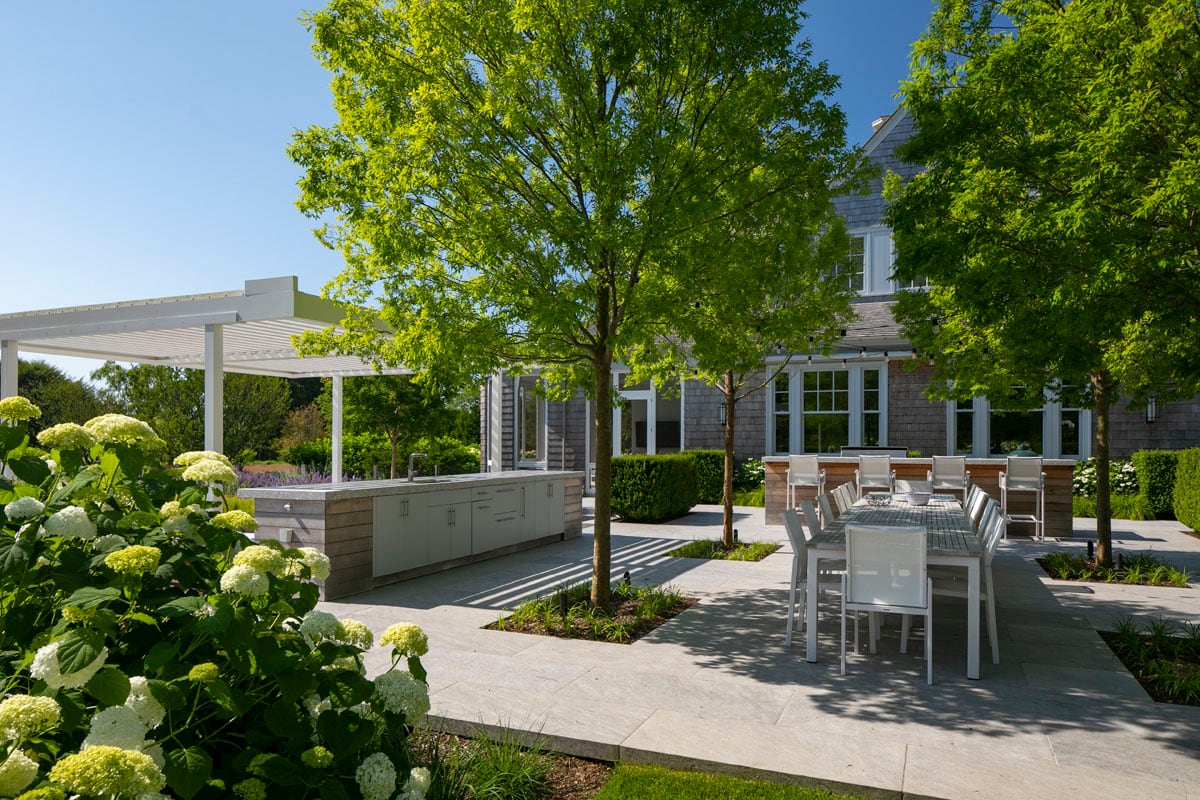 Hamptons landscape portfolio — LDG_2021_Schwartz_poolarea_003, Hamptons landscape by Peconic Lawn & Tree Care